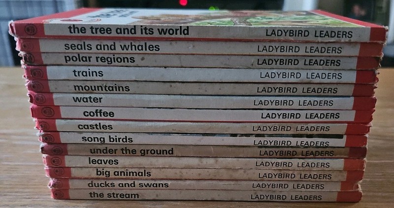 14 Books Series 737 Ladybird Leaders air trains soldiers roads Vintage Books X