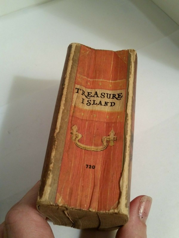 Big Little Book Treasure Island 720 357 pages Pirates treasure chest vintage gallery