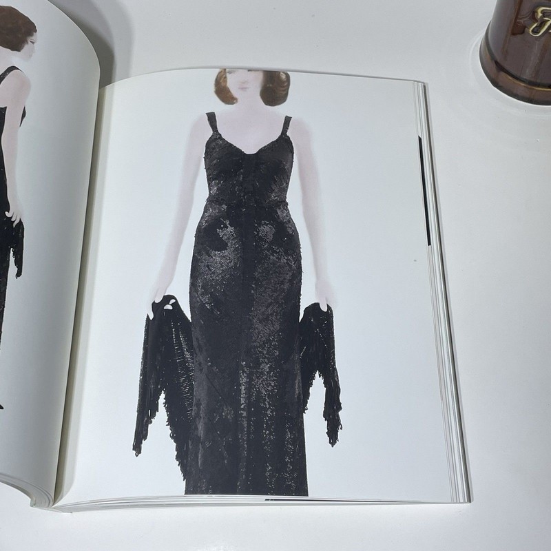 CHANEL The Metropolitan Museum of Art Fashion Design Haute Couture Exhibition gallery