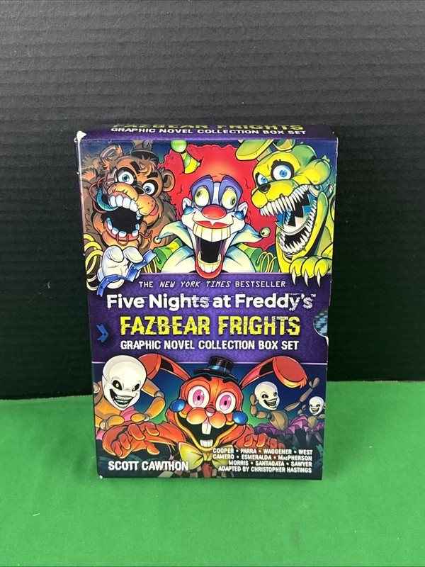Five Nights at Freddy’s: Fazbear Frights Graphic Novel Collection Box Set