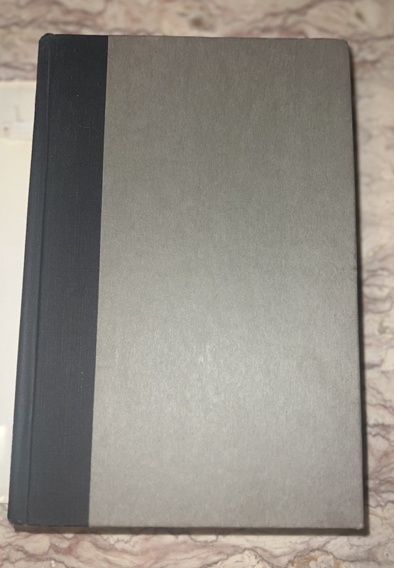 RARE 1976 SIGNED Alex Haley Roots 1st Edition Early Print R44 587 Pages 9.5” gallery