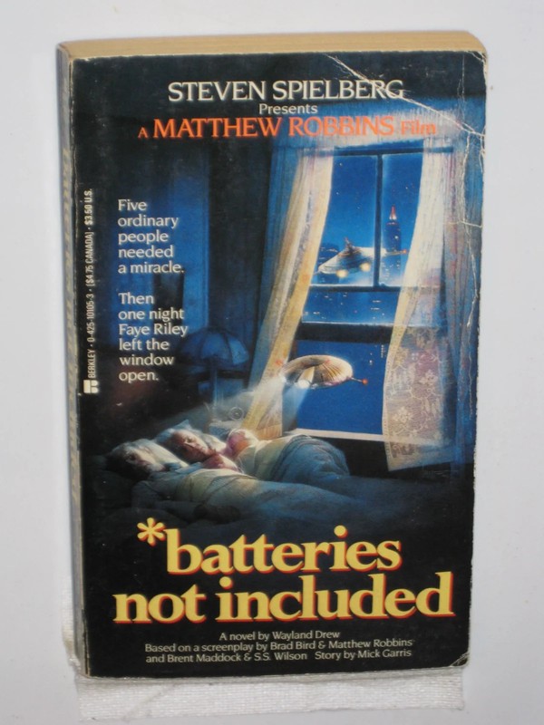 1987 Batteries Not Included Steven Spielberg Jessica Tandy movie tie-in pb book