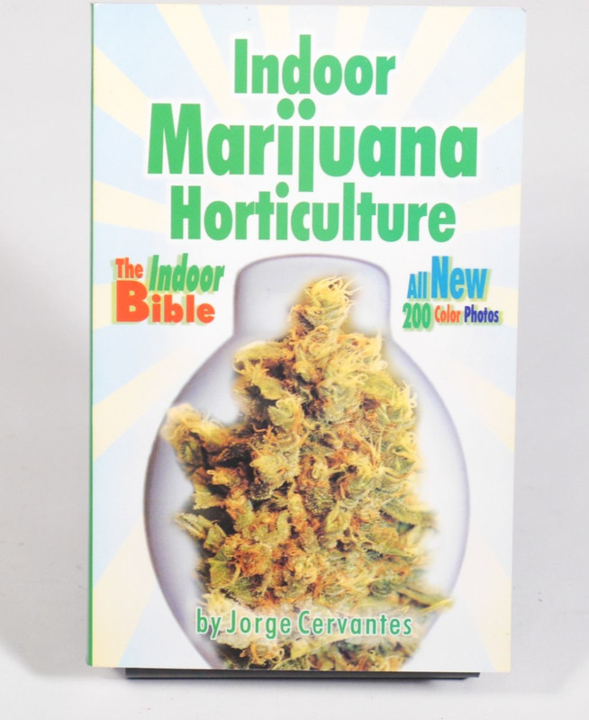 Indoor Marijuana Horticulture 2002 paperback by Jorge Cervantes The Indoor Bible