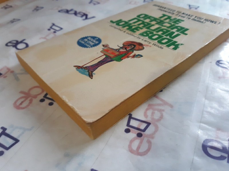 The Official Polish / Italian Joke Book by Larry Wilde | 1976 Double-Sided Humor gallery