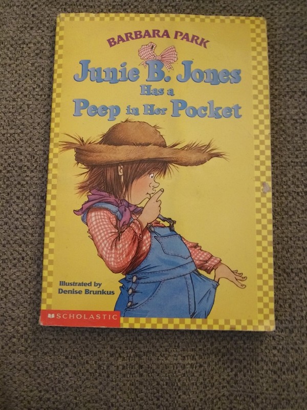 Junie B. Jones Ser.: Junie B. Jones #15: Junie B. Jones Has a Peep in Her Pocket