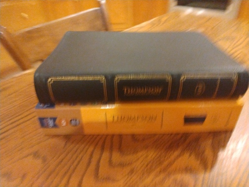 Kjv Thompson Chain-Reference Bible LARGE PRINT ~ Retail $189.99~ Cowhide Leather gallery