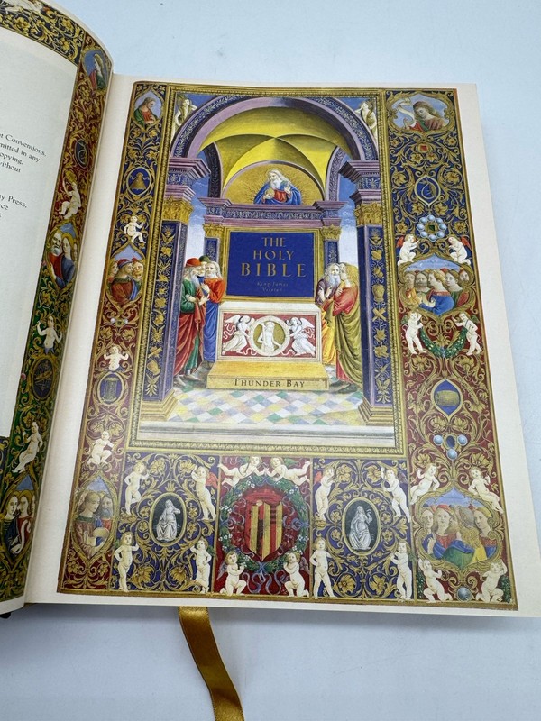 The Holy Bible Illuminated Family Edition Large Bible Gold Edges HC 2000 gallery