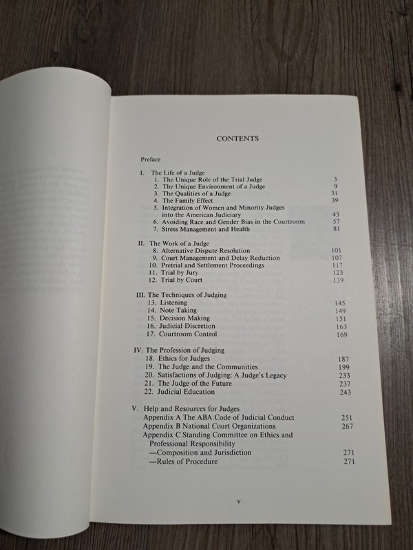 The Judges Book (Hardcover) gallery