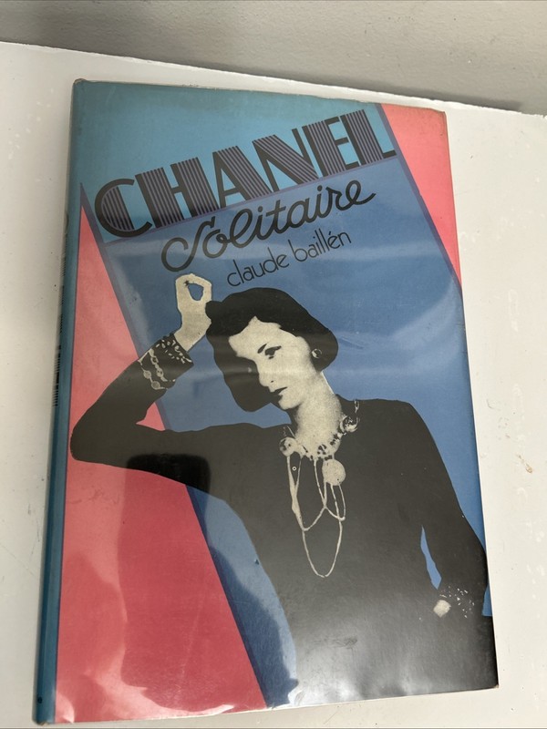 CHANEL SOLITAIRE (Hardcover) Claude Baillen Printed In The Usa