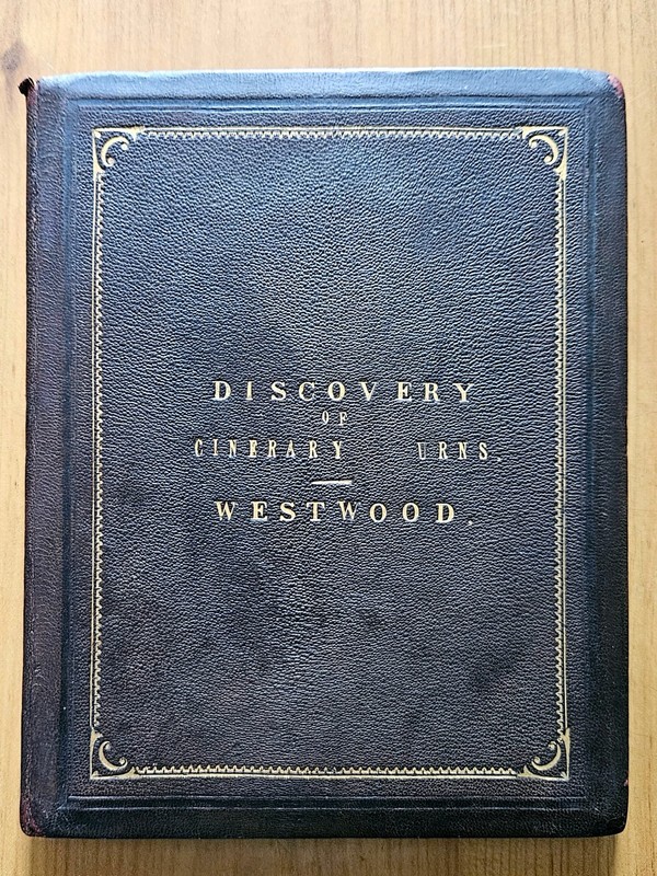Discovery of Cinerary urns Westwood Newport on Tay 1865 8×6.4x.3 inches 300g 8pg