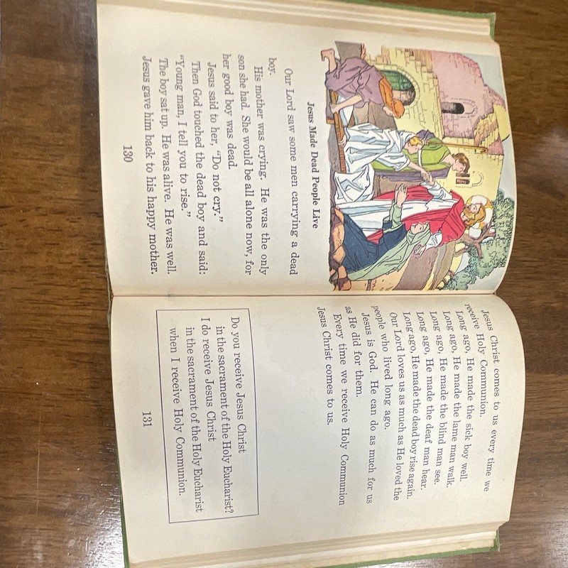 Benziger Brothers Living by God’s Law Illustrated Hardcover Catholicism English gallery