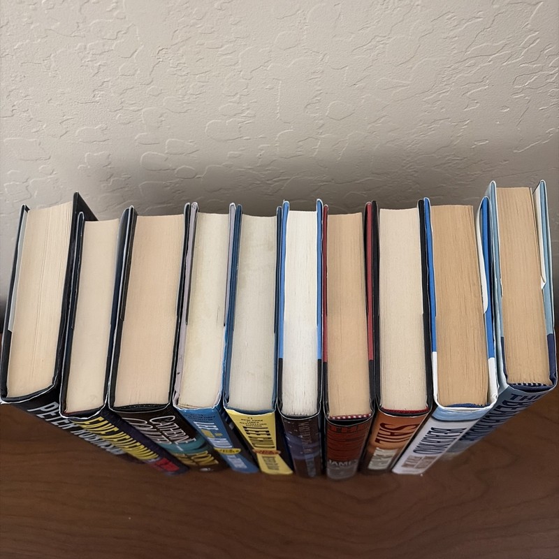 Mystery Thriller Book Lot of 10 – James Patterson, Lee Child & More gallery