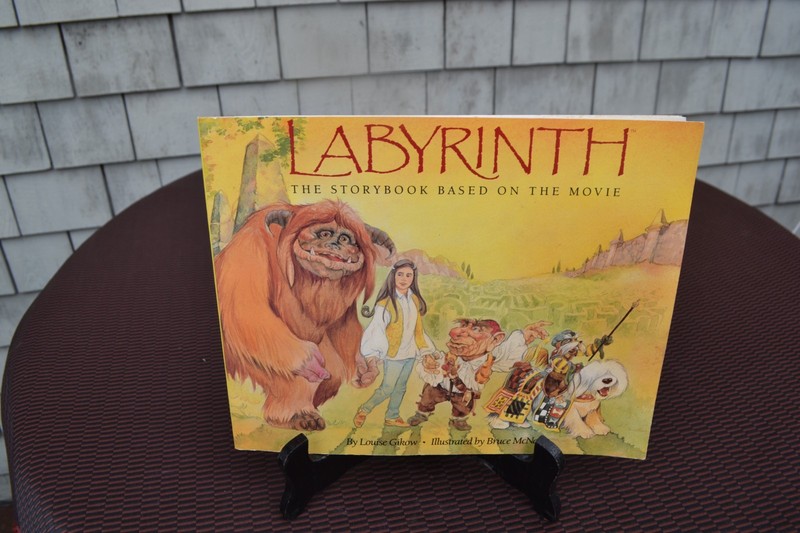 Labyrinth by Louise Gikow 1986 PB