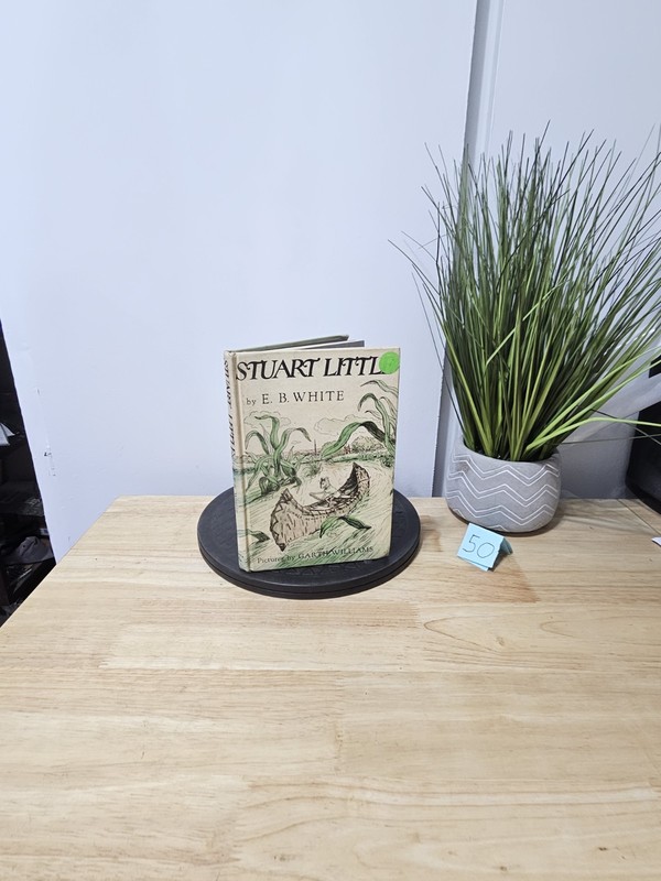 STUART LITTLE By E.B. White First Edition Early Printing (M-Q) Hardcover 1945