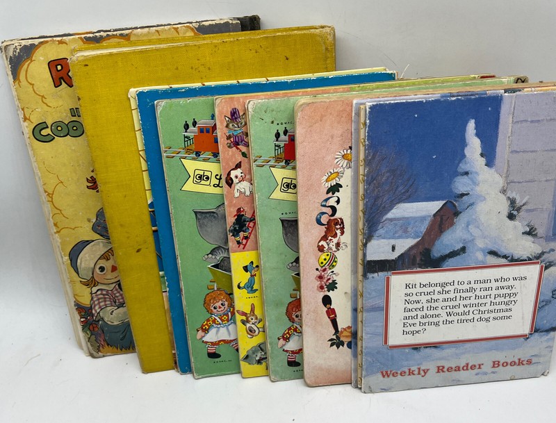 Lot Of 8 Children's Books Raggedy Ann Popeye Santa's Toy Shop gallery