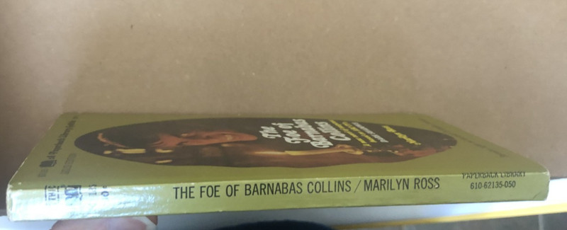 DARK SHADOWS #9 The Foe of Barnabas Collins (1969) Paperback Library 1st gallery