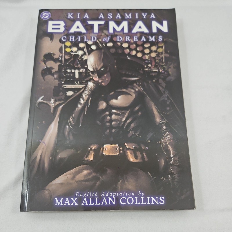 Batman Child of Dreams DC Comics Trade Paperback Excellent condition
