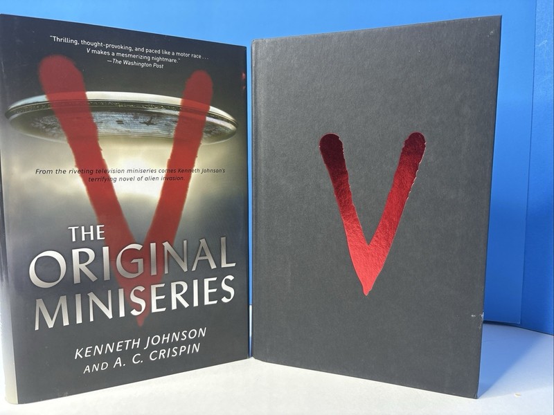 V : The Original Miniseries by A. C. Crispin & Kenneth Johnson (2008, HC w/ DJ)