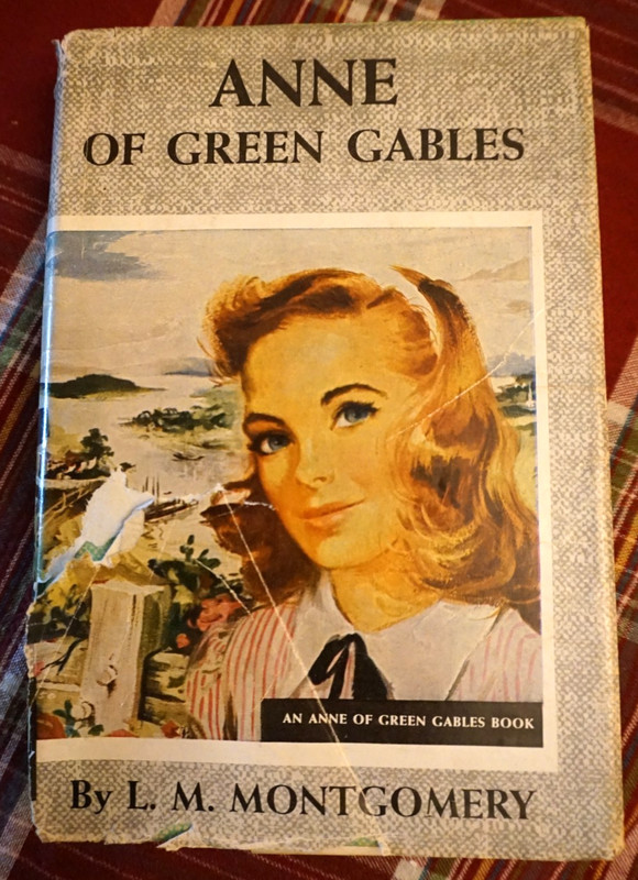 Vintage ANNE OF GREEN GABLES, L.M. Montgomery, 1935, HCDJ