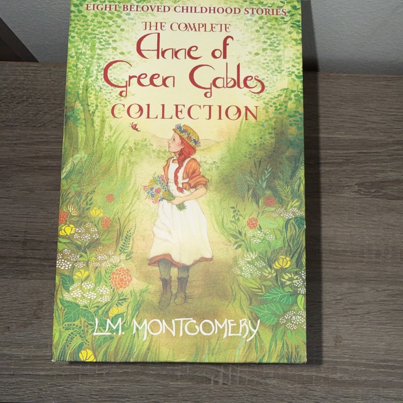 Anne of Green Gables The Complete Collection 8 Books Box (paperback) Sealed gallery