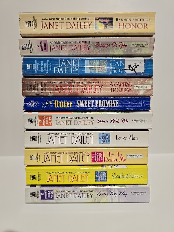 10 Books Janet Dailey Romance Lot – 7 Are Double Features = 17 Stories In Total