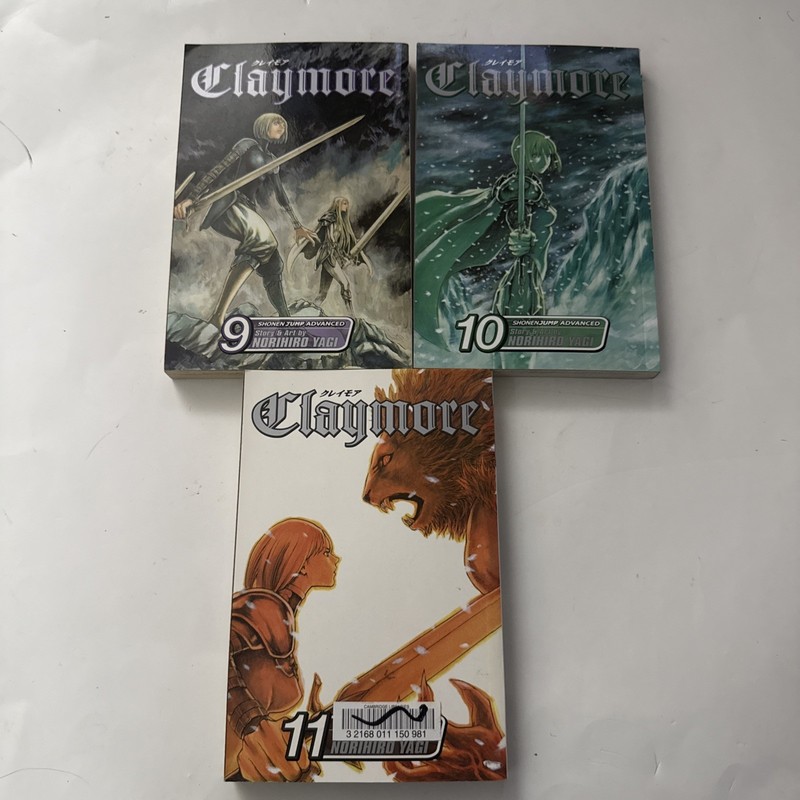 Claymore by Norihiro Yagi Volumes 1-11 Set English Manga gallery