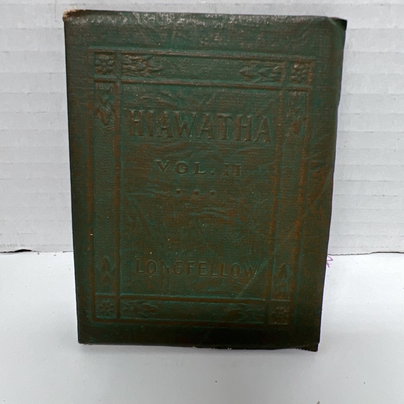 Antique HIAWATHA Little Leather Library Book Longfellow #2 Green 1916-23