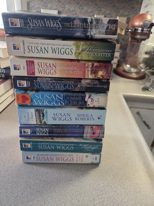 Susan Wiggs Lot Of 9 PB One Is A 2-in-1 With Another Author Total 10 Stories gallery