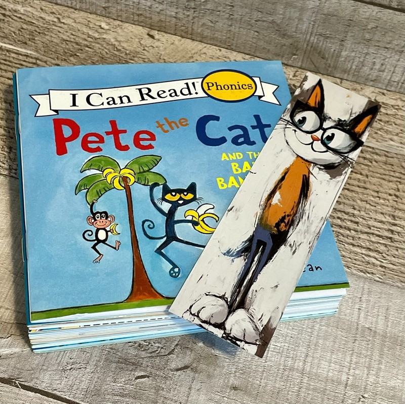 I Can Read Phonics Pete The Cat Books Short/Long Vowels Set of 12 & Bookmarker