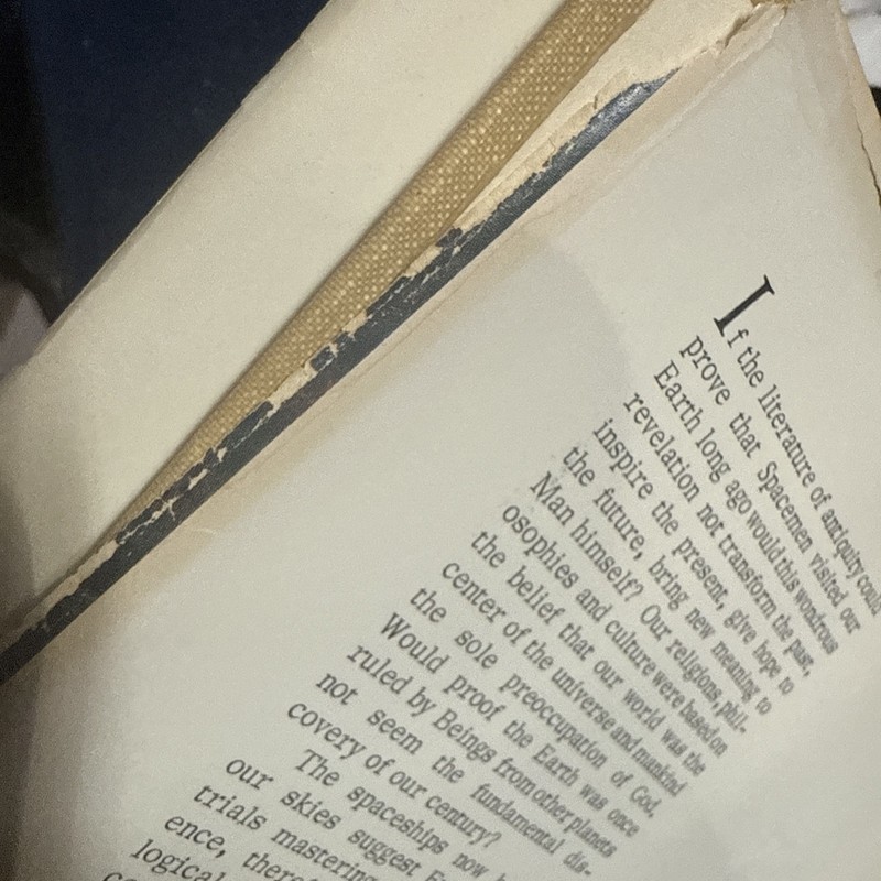 Gods or Spacemen? by Raymond W. Drake (1964) Hardcover gallery