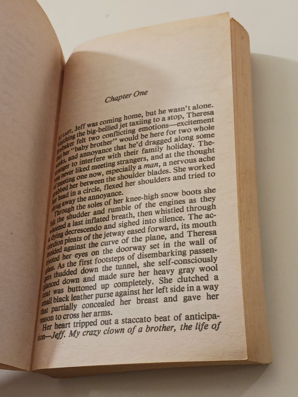 Sweet Memories LaVyrle Spencer Paperback Romance Novel Vintage 1993 Love Story gallery