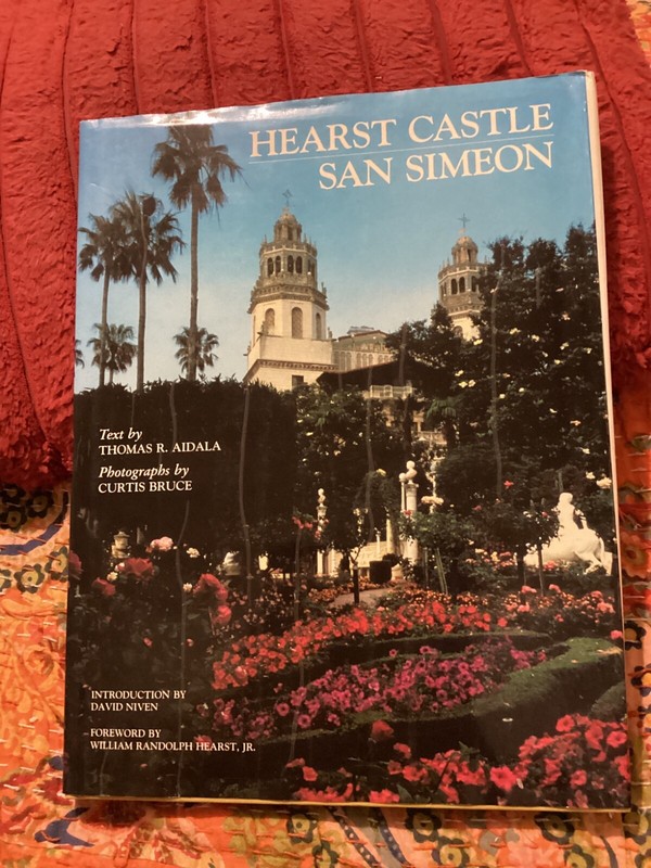 HEARST CASTLE SAN SIMEON 1981 HC/DJ, w/2 TICKET STUBS, EXC . COND/ FREE P & H