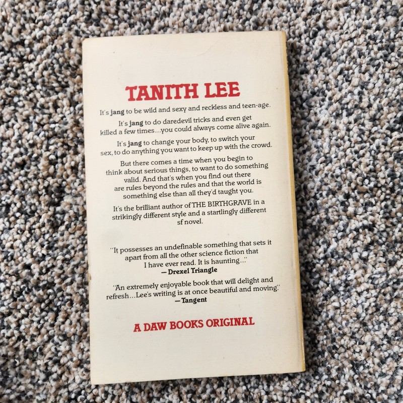 Tanith Lee - Don't Bite the Sun - DAW 1st Printing gallery