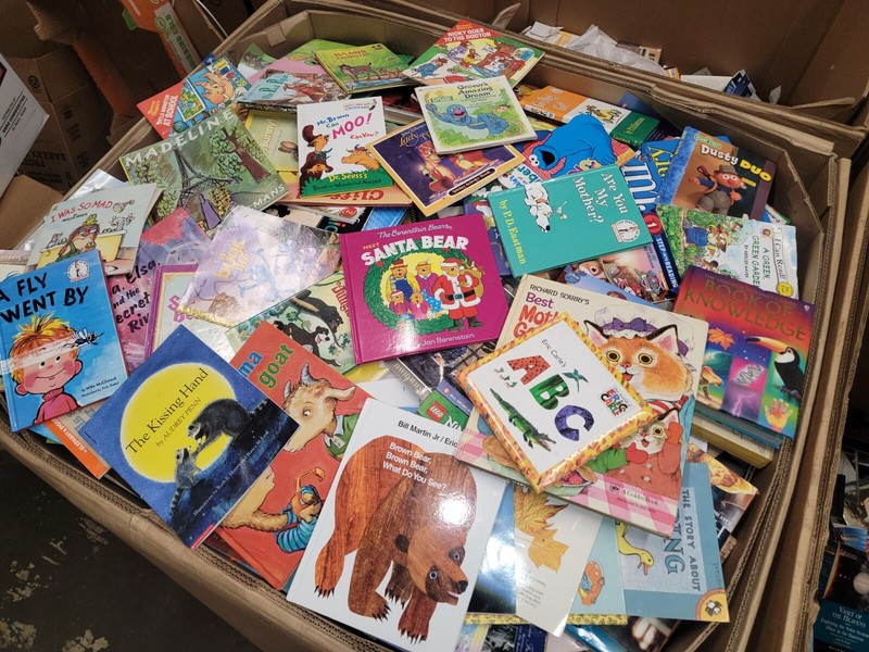 Lot of 20 Story Time Books for Kids Toddlers Daycare Child MIX Assorted Bundle gallery