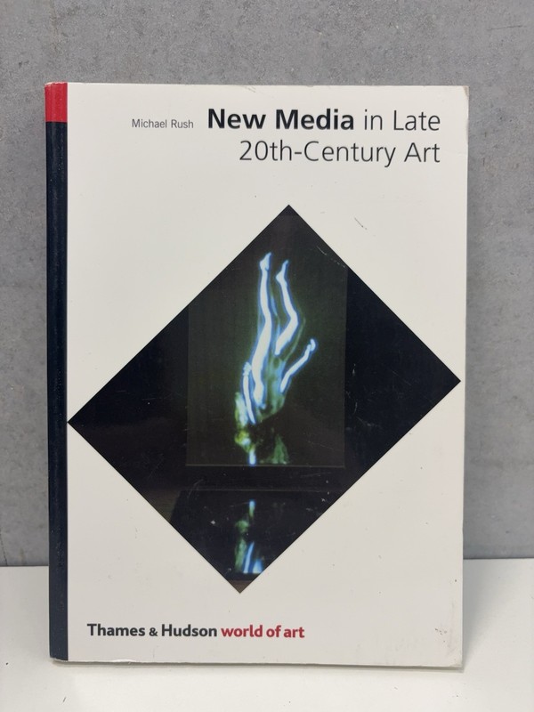 New Media in Late 20th-Century Art (World of Art) – Paperback – GOOD