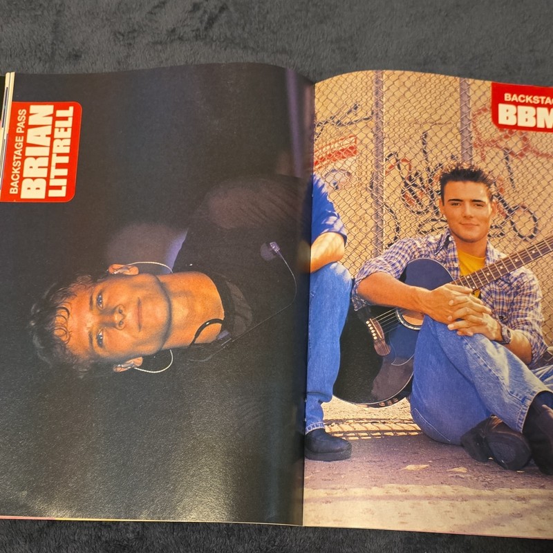 Backstage Pass Magazine Issue 19 July 2000 Illustrated Britney Justin BSB gallery