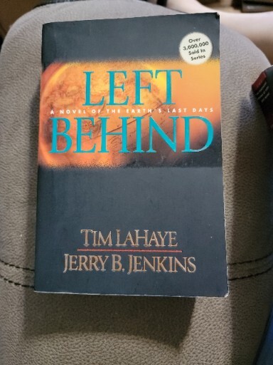 Left Behind Ser.: Left Behind : A Novel of the Earth’s Last Days by Jerry B….