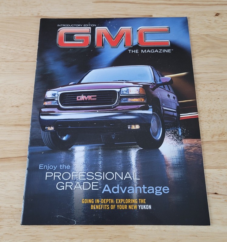 GMC THE MAGAZINE INtroductory Edition Cars Automobiles ©2005