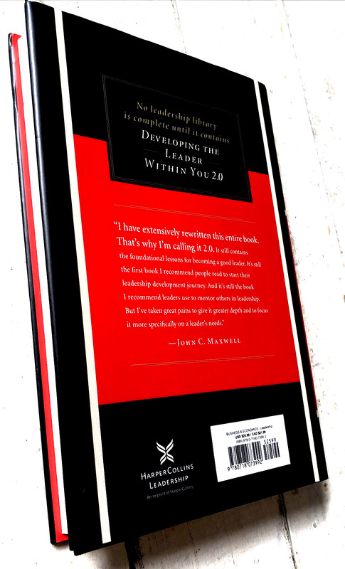Developing the Leader Within You by John C. Maxwell Special SIGNED COPY gallery