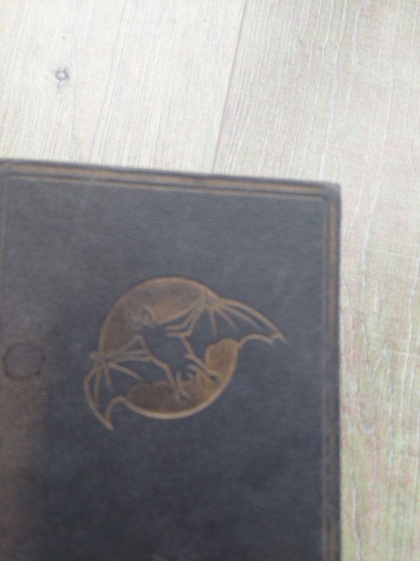 The Mammoth Book of Thrillers Ghosts Mysteries 1936 Hardback Edition Odhams gallery