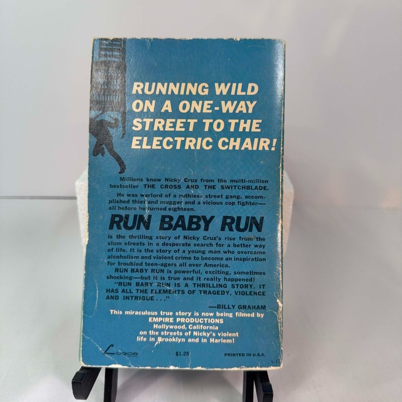 Run Baby Run Nicky Cruz Jamie Buckingham 1973 Vintage Paperback Book gallery