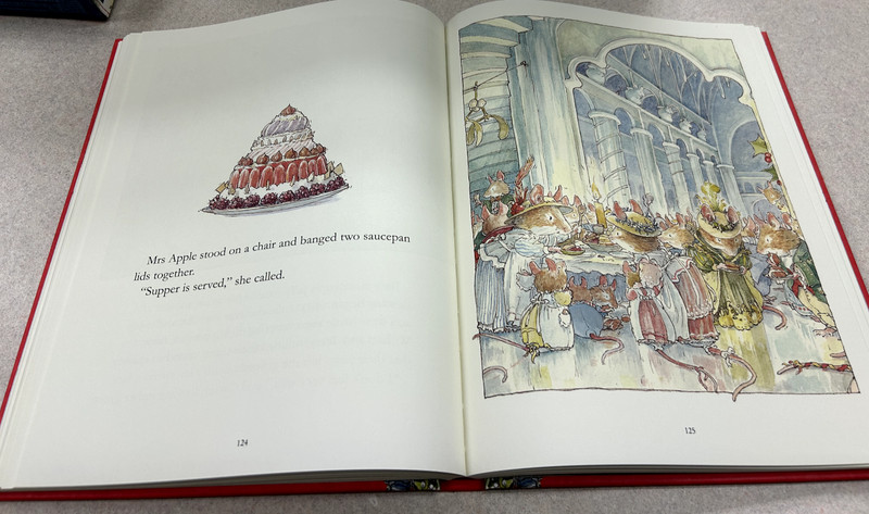 The Brambly Hedge Complete Collection gallery