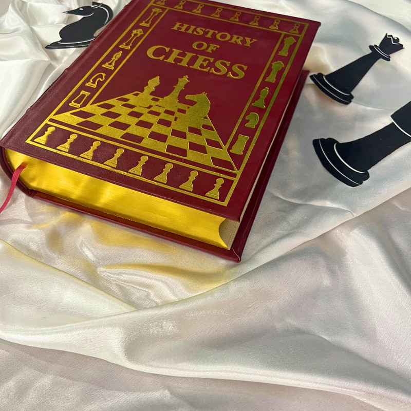 A History Of Chess 1913 By H. J. R. Murray [Premium Leather Bound] gallery