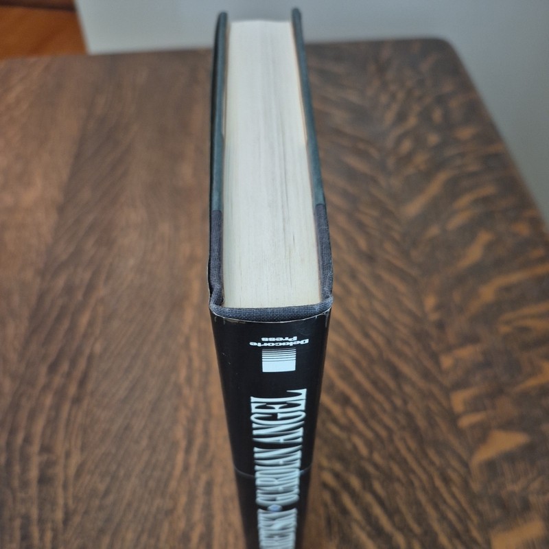 Guardian Angel by Sara Paretsky (1992, hc) 1st Edition, 1st Printing, SIGNED!!! gallery