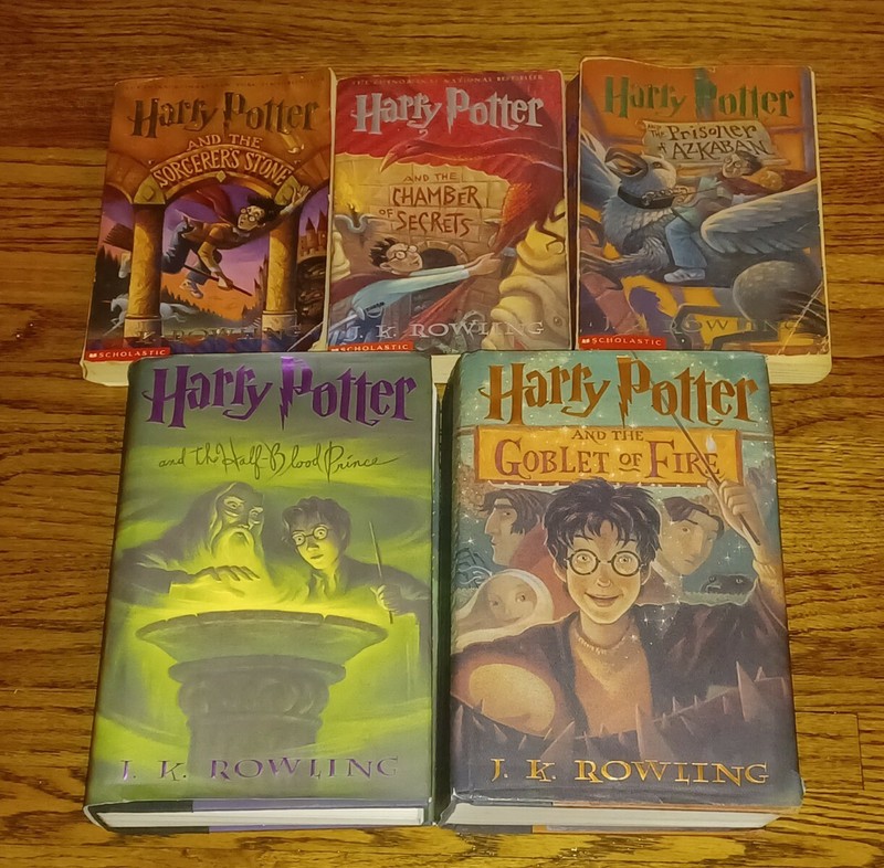 Harry Potter 5 Book Lot 1 2 3 in Paperback 4 6 in Hardcover set/Collection