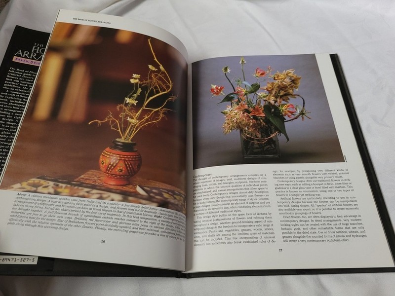 1988 Flower Arranging Guide by Mary Forsell Vintage gallery