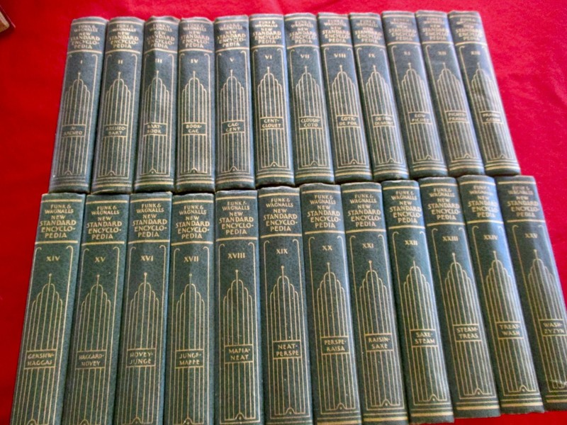 1931 Funk Wagnalls New Standard Encyclopedia Art Deco Missing Volume 10