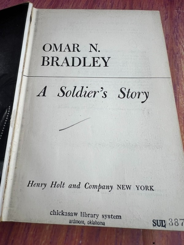 📘⭐ A Soldier’s Story — Omar N. Bradley ⭐📘 (1951)