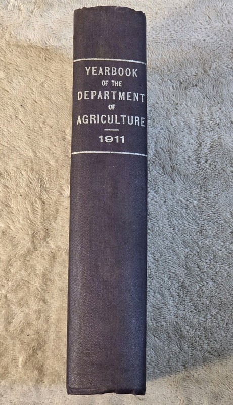 1911 Yearbook of the United States "Department of Agriculture" 732 Pages . gallery