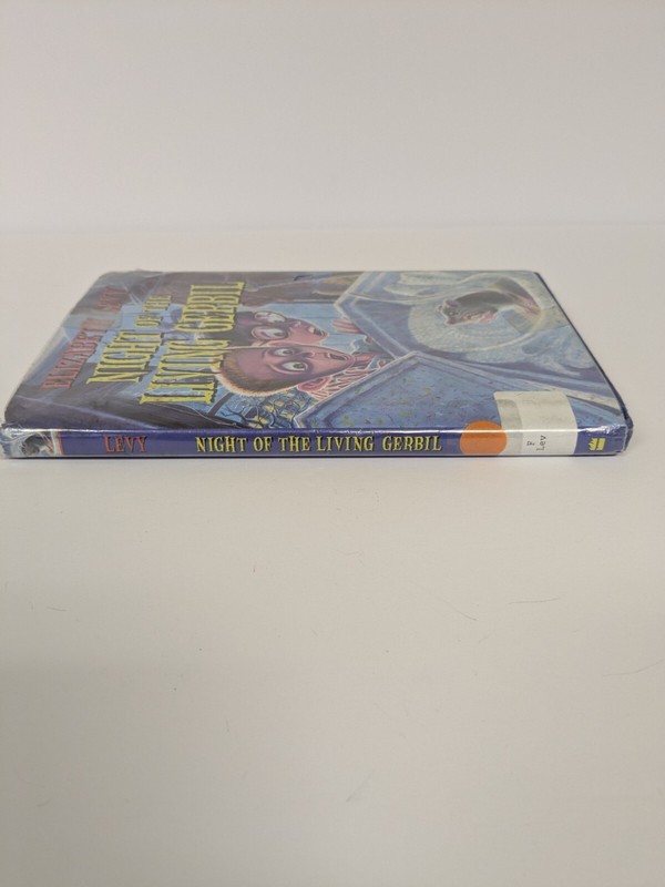 Elizabeth Levy Night Of The Living Gerbil Hardcover W Jacket READ DESCRIPTION gallery